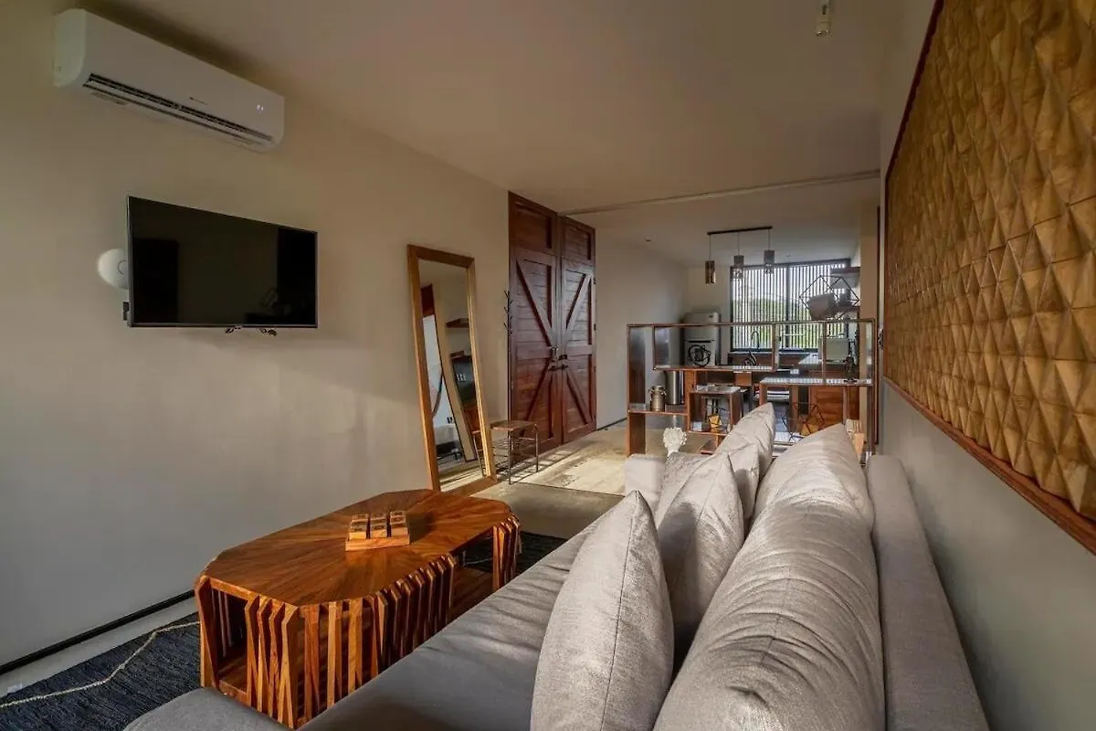 Private Rooftop With Jacuzzi Sleeps 8 In La Veleta Tulum